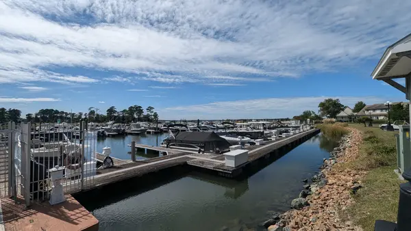 Bay Colony Marina Ramp Access